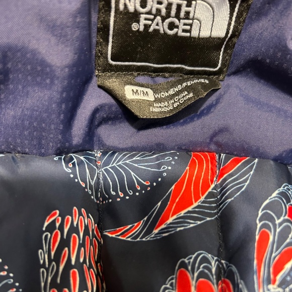 North Face Women Ski Jacket - Picture 4 of 5